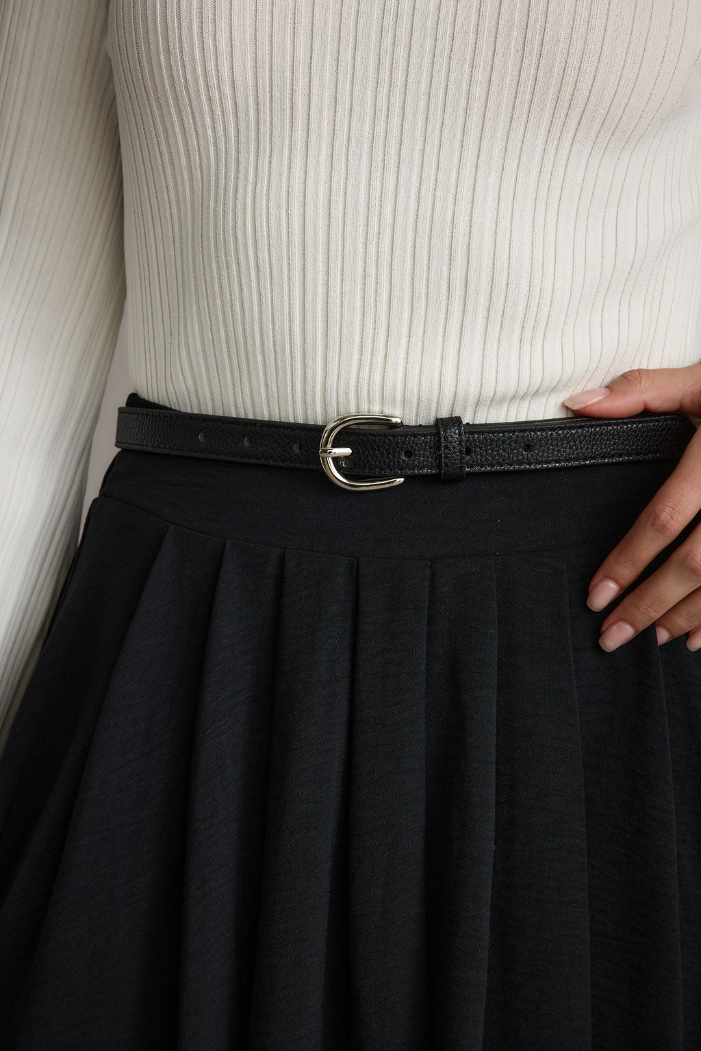 Liya Silver Genuine Leather Skinny Belt