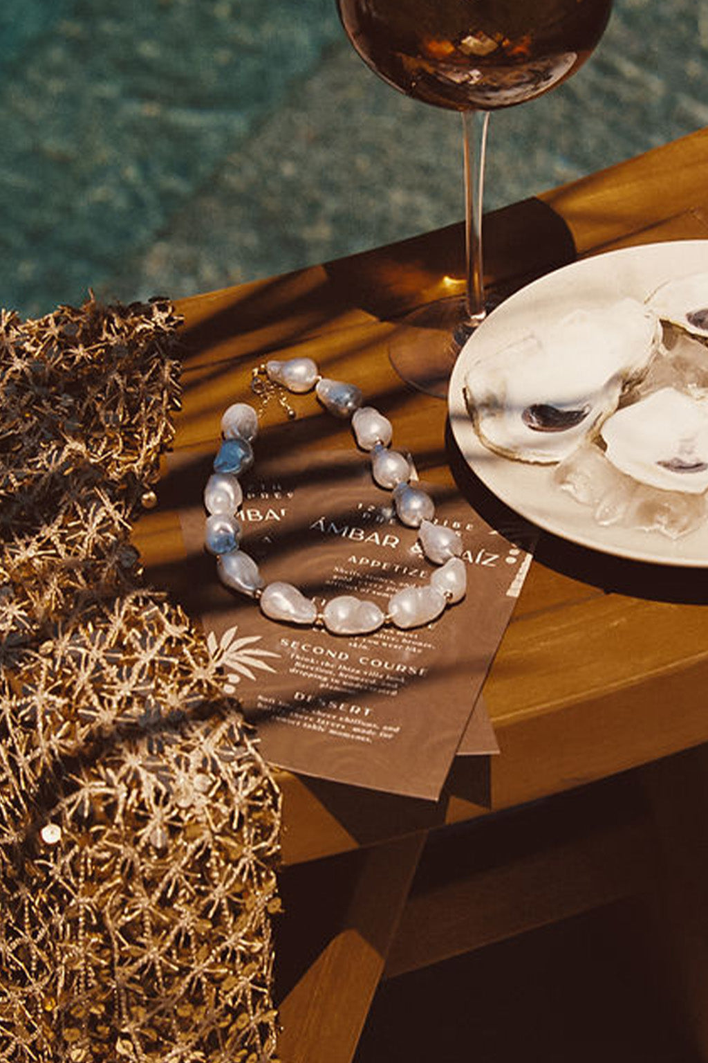 Gleam Pearl Necklace